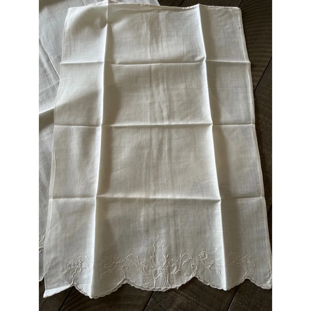 N/A vintage white